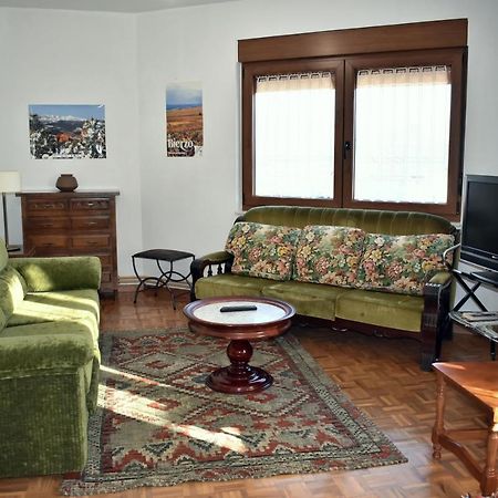 Apartamentos Picea Azul Vega de Espinareda Eksteriør billede
