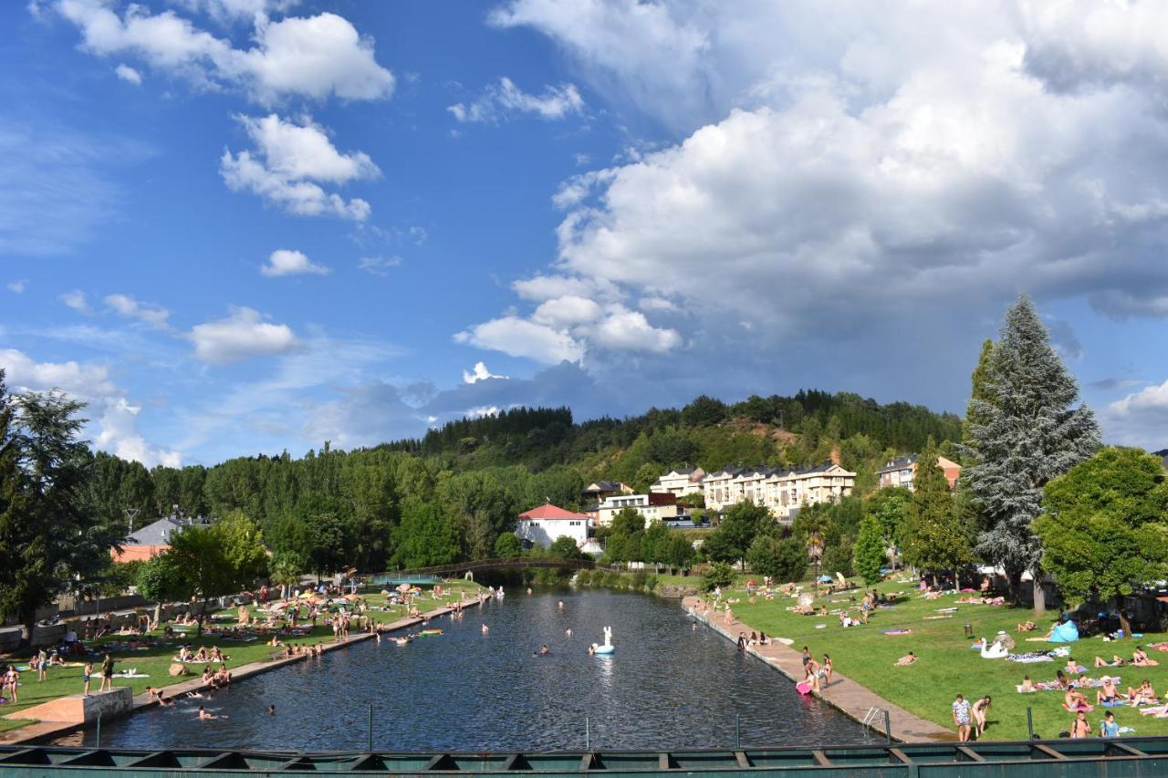 Apartamentos Picea Azul Vega de Espinareda Eksteriør billede