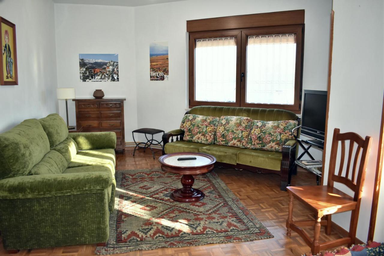 Apartamentos Picea Azul Vega de Espinareda Eksteriør billede