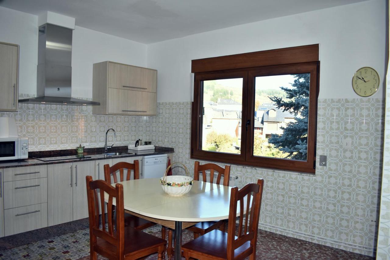Apartamentos Picea Azul Vega de Espinareda Eksteriør billede