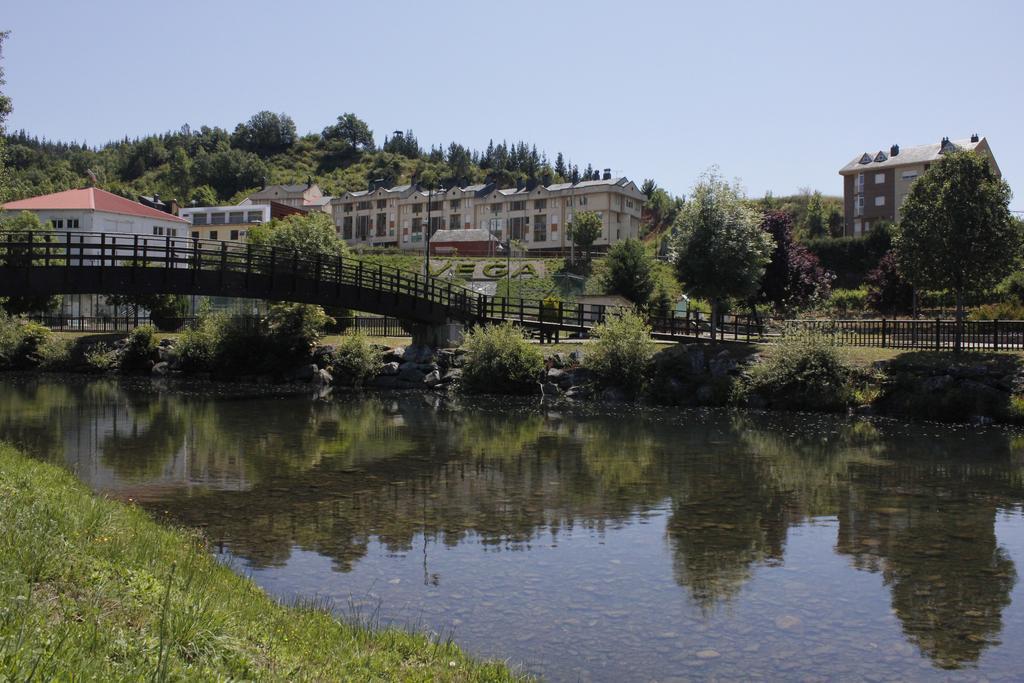 Apartamentos Picea Azul Vega de Espinareda Eksteriør billede